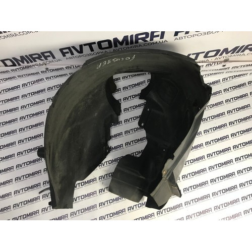 Підкрилок передній правий Ford Focus 3 2011-2017 AM51R16114BF